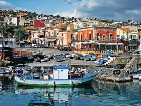 Il Melograno Dell'etna